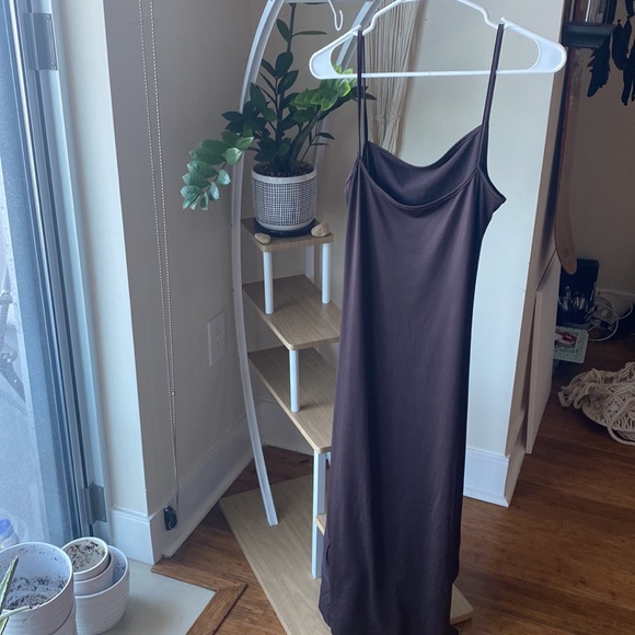 Brown dress with Ruching - Picture 2 of 2